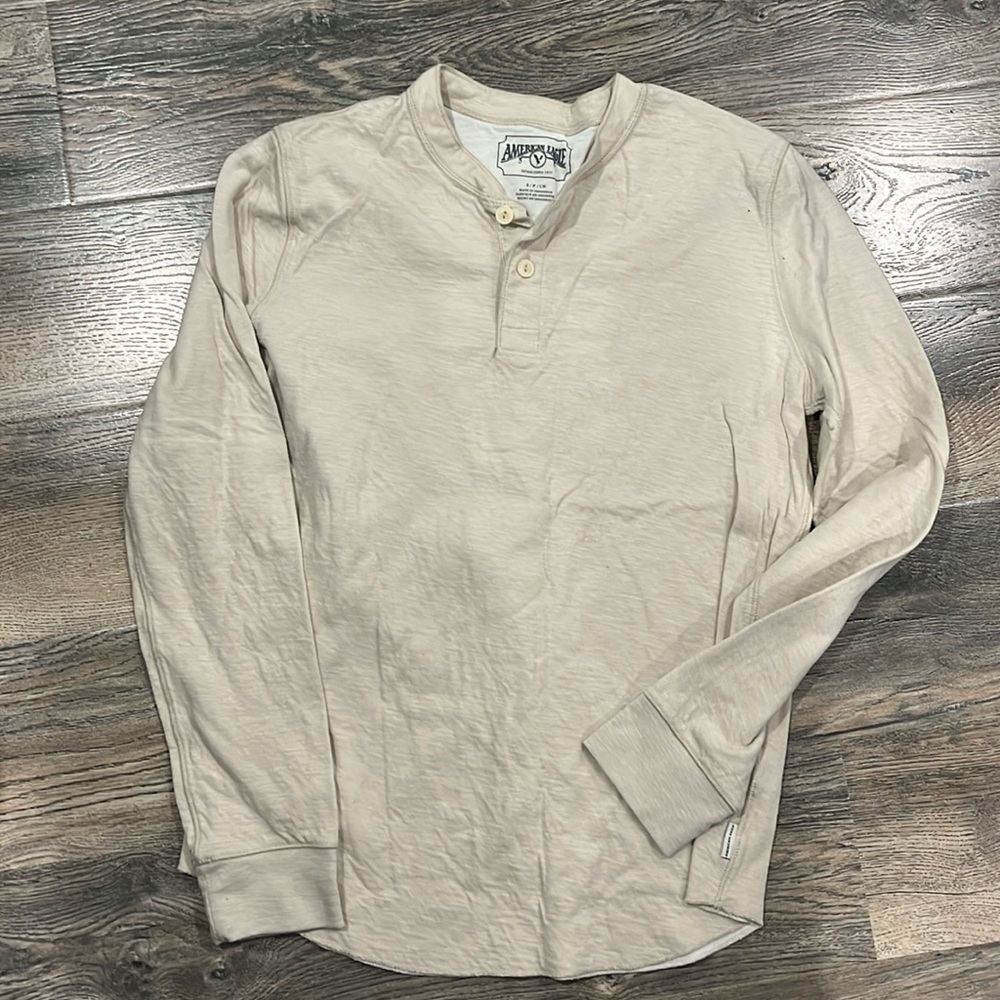 American Eagle Shirt
